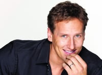 Brendan Cole to appear in New Victoria panto