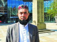 Woking Imam performs call to prayer against Coronavirus