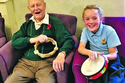 £100,000 grant to link young and old through music