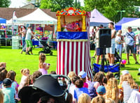 Sunshine and crowds at Chobham Carnival