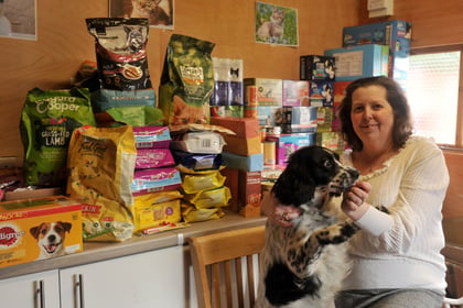 Fur and Feathers foodbank trying to keep pets and owners together