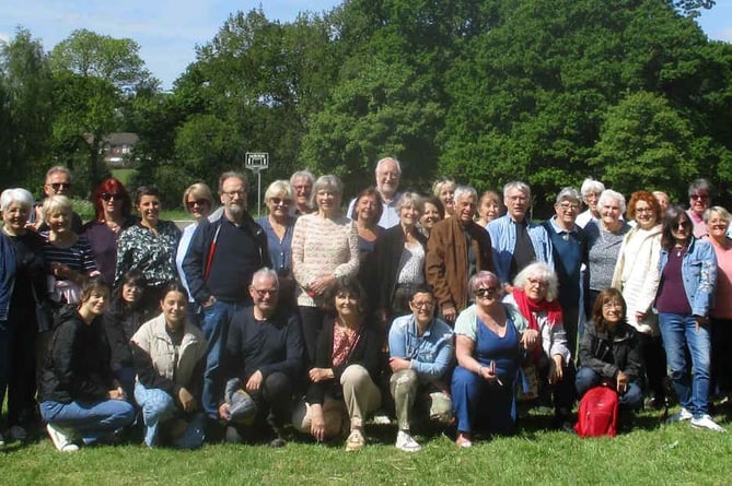 All the twinning visitors from Corné and their hosts from Headley, May 21st 2023.