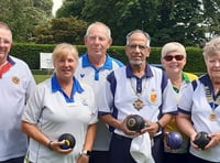 Mayor’s new bowls competition raises £406 for community hospital 