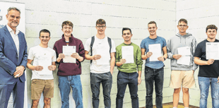 Record number of Woking College students on way to Oxbridge