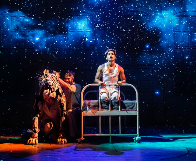 Life of Pi at The New Victoria Theatre is a theatrical masterpiece