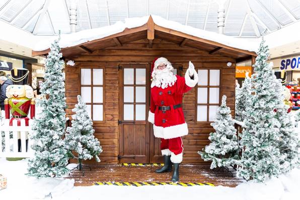 Santa outside the 2022 grotto