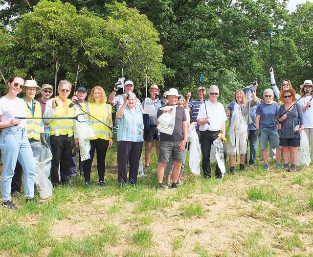 Chobham volunteers ready for Great British Spring Clean litter pick