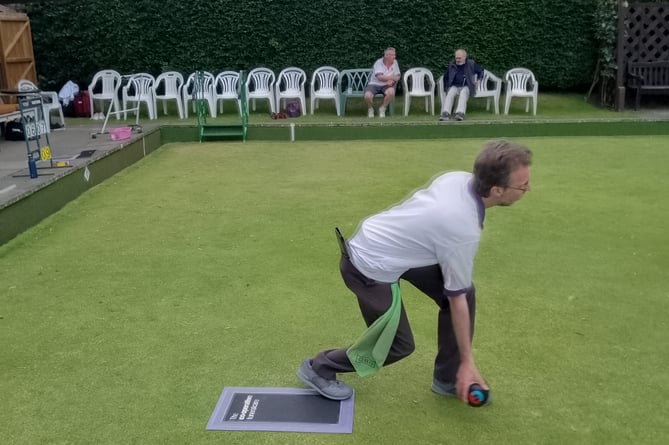 Mayford Hall Bowls Club picked up two impressive wins
