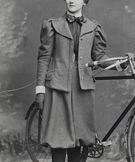 Crazy for cycling over 100 years ago 
