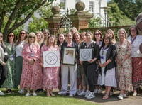 Early years team wins national award 