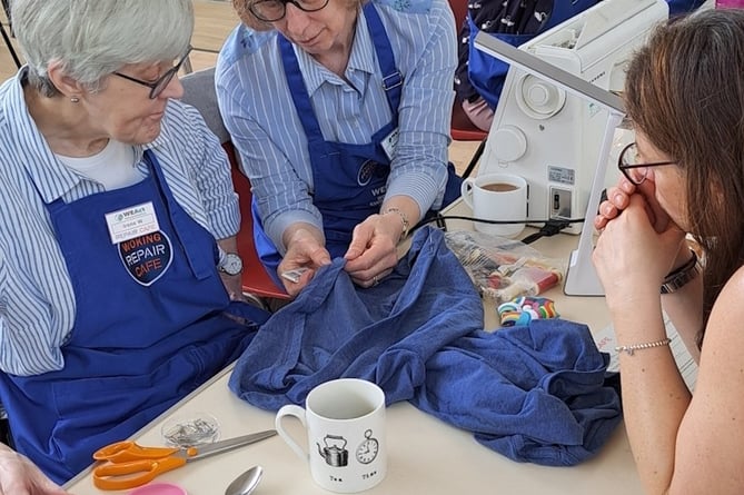 Textile team at Woking Repair Cafe