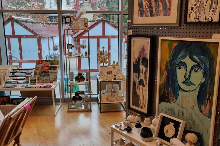 ArtHouse Galleries Woking